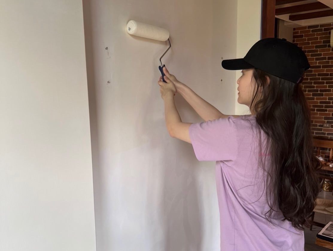創作者分享 / 機師王馨改變牆面色彩提升生活新鮮感 與家人一起DIY增進情感