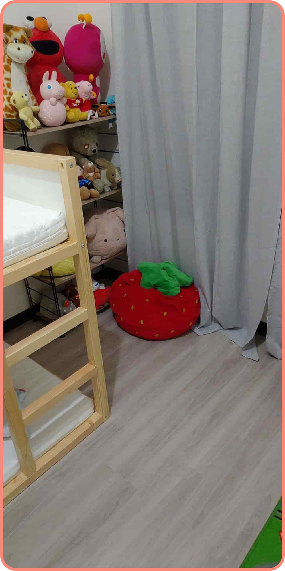 遠離冰冷磁磚鋪上溫暖的地板，孩子看到房間的改變很開心